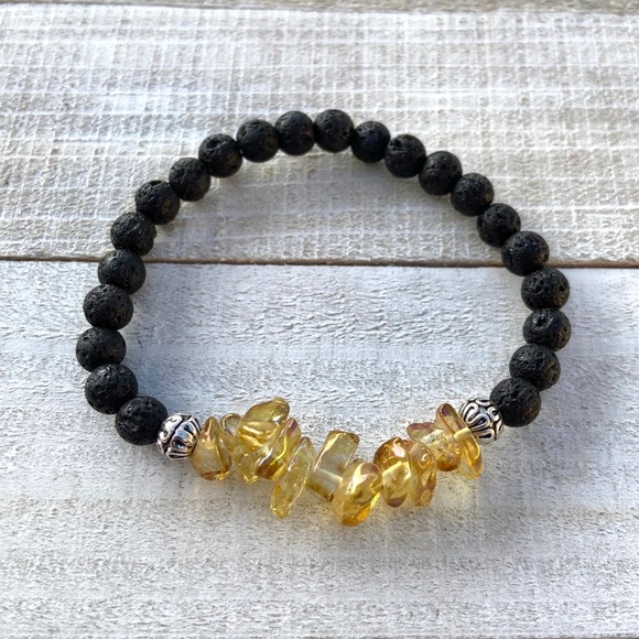 π΄ Yellow iridescent crystal glass + lava rock beads bracelet - Picture 11 of 15